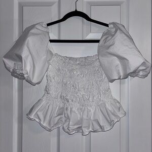 ASTR The Label White Puff Sleeve Smocked Crop Top Size Small